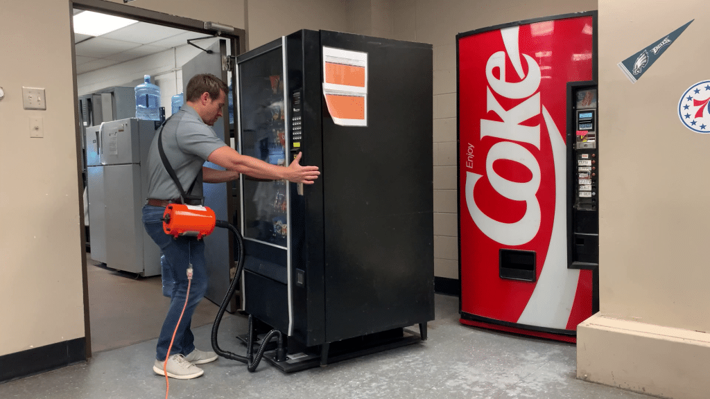 airsled-adds-variable-speed-option-to-its-vending-moving-system